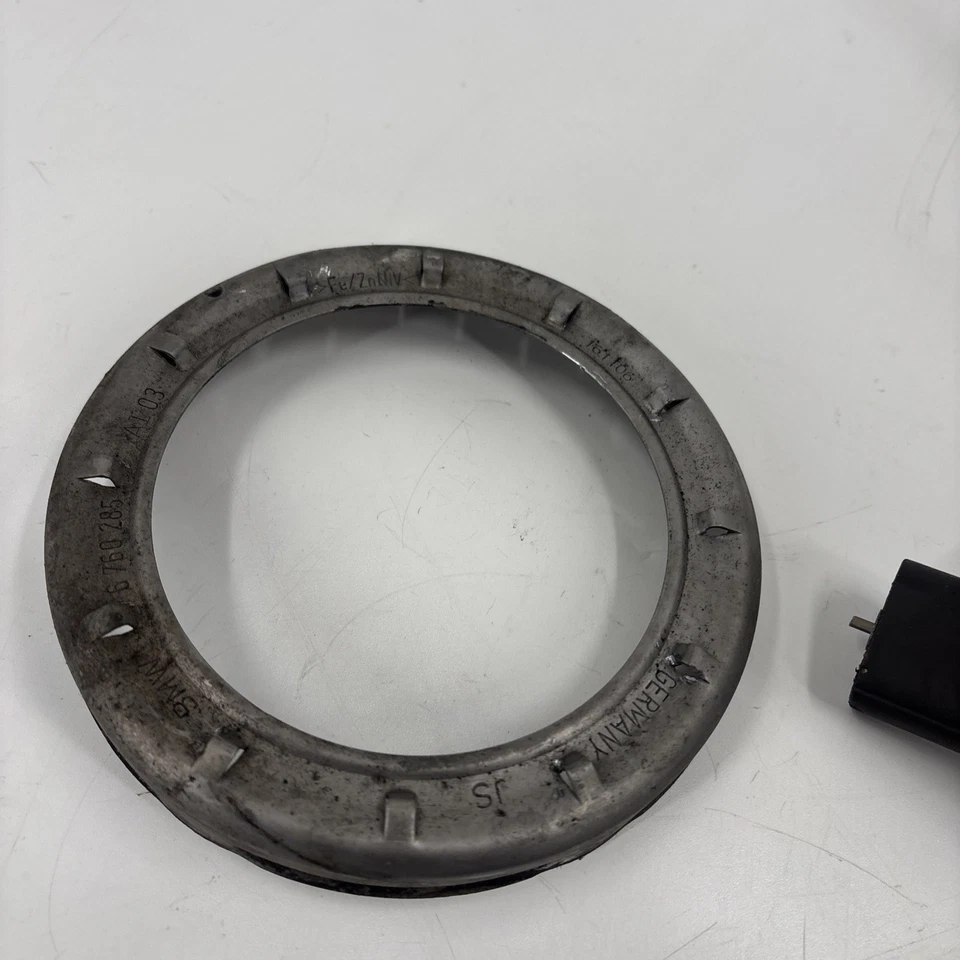 Bomba de combustible BMW F800S 2007 7693056-03 #J1 Foto 3 de 4