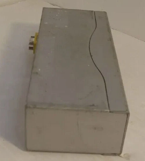 Powered VGA Splitter 8 Port 1 in 8 out Duplicator for PC Multiple Monitor Video - Image 3 of 4