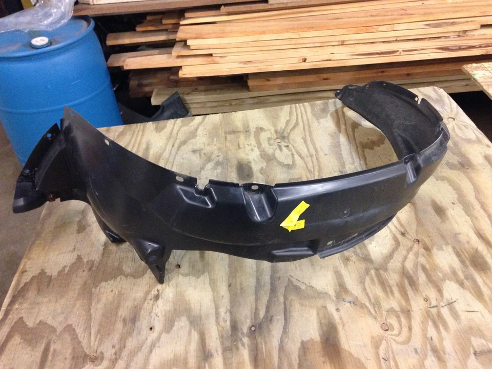 Mercury Mariner 2006 protector contra salpicaduras delantero guardabarros interior 2005-2007 (pasajero) Foto 2 de 3