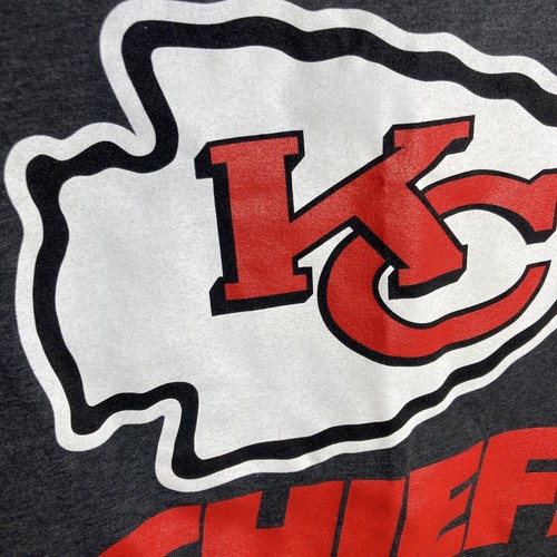 Kansas City Chiefs Shirt Big Logo Short Sleeve Size M Tee Spellout NFL Dark Gray - Picture 2 of 9