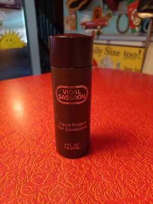 VTG Original 1970s Vidal Sassoon Dark Brown Bottle Conditioner