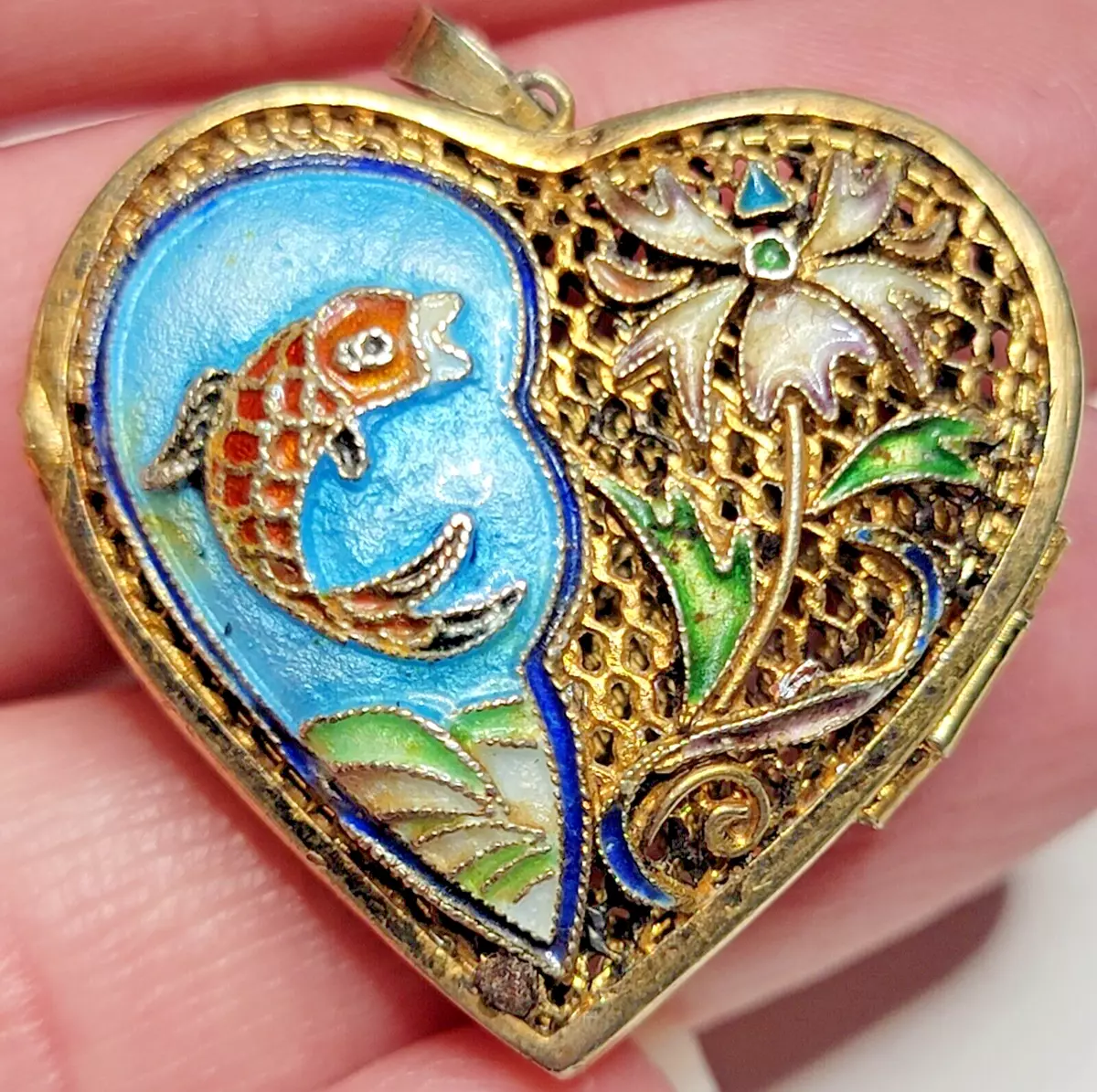 Cloisonne on sale heart pendant
