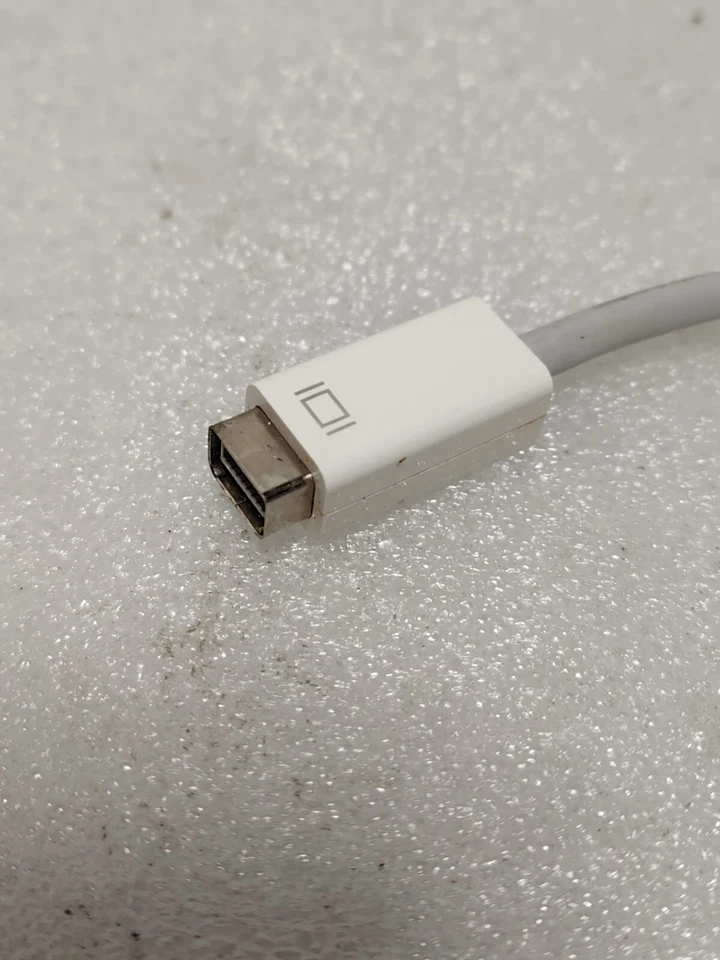 Apple (M9320G/A) Cable - VGA to Mini DVi - Image 3 of 3