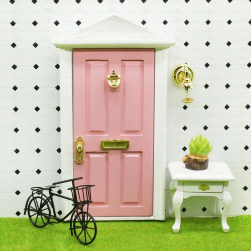 Luci e lampade in metallo per case di bambole e miniature