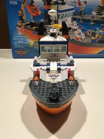 2008 Lego City 7739 Coast Guard Patrol Boat & Tower Complete Box + Instructions