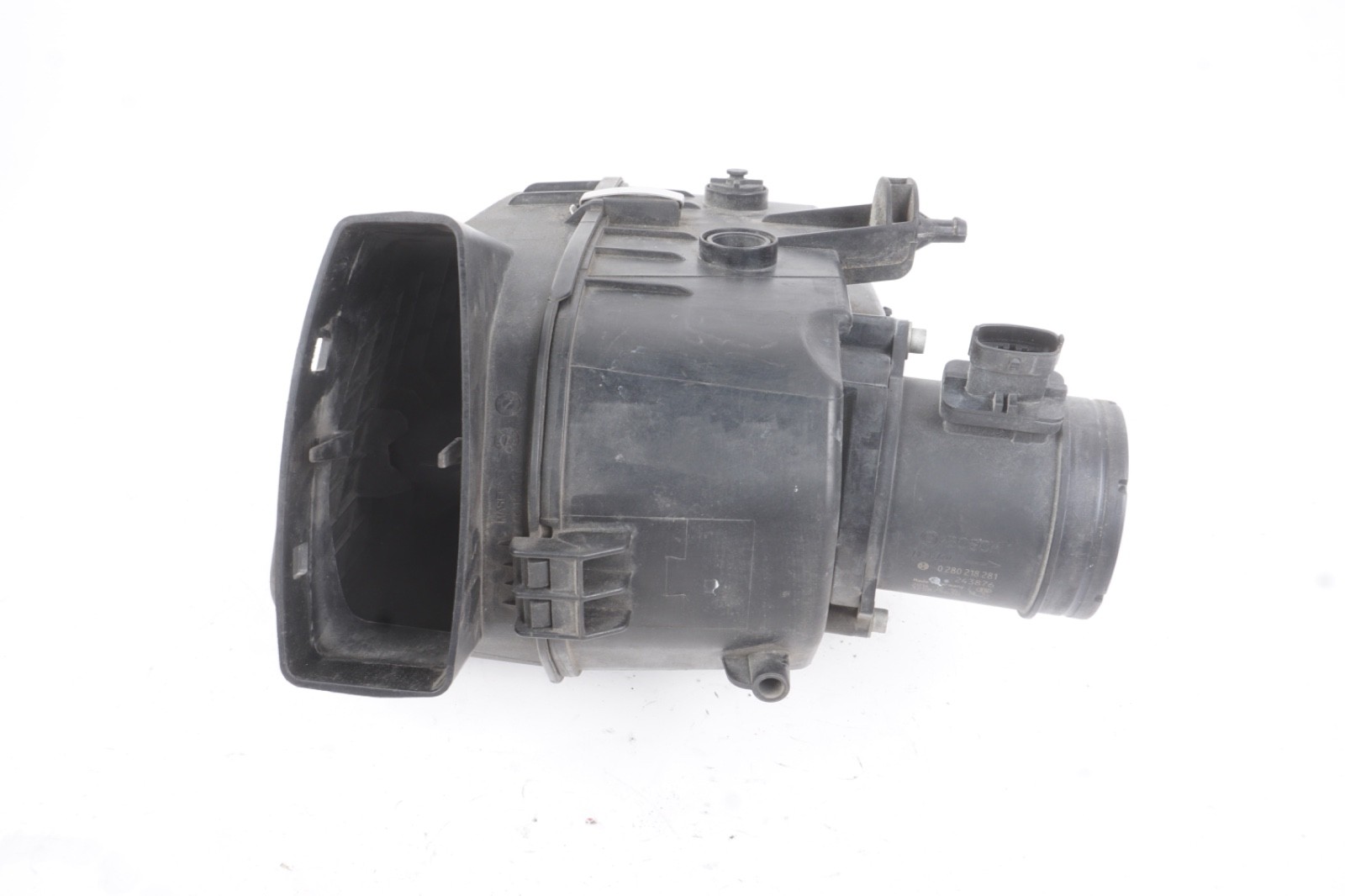 2014 - 2017 Maserati Ghibli M157 Left Engine Air Cleaner Filter Box OEM