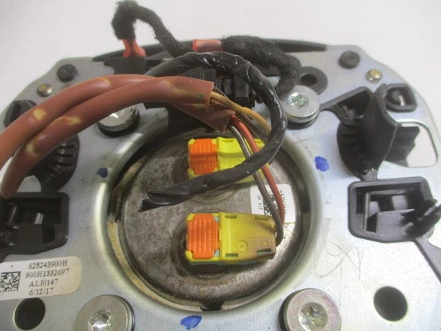 Chrysler 300 LH Driver Steering Wheel Airbag Air Bag OEM LKQ - Image 3 of 4