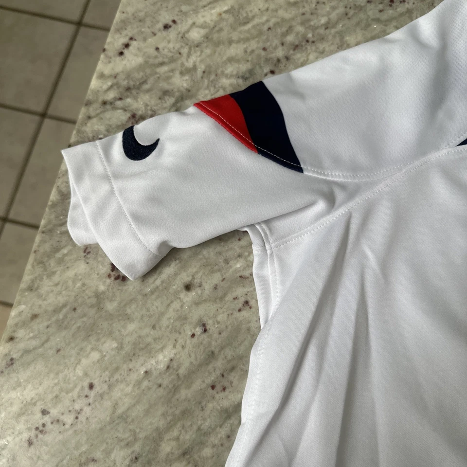 Camiseta local de Estados Unidos, estadio de fútbol juvenil Foto 3 de 4
