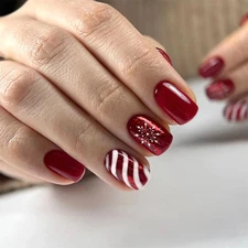 Winter Christmas Press on Nails White Snowflake Stripe Fake Nails Short Square R