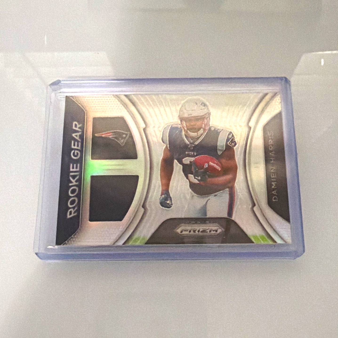 Damien Harris Panini Prizm Rookie Gear #RGDA Base