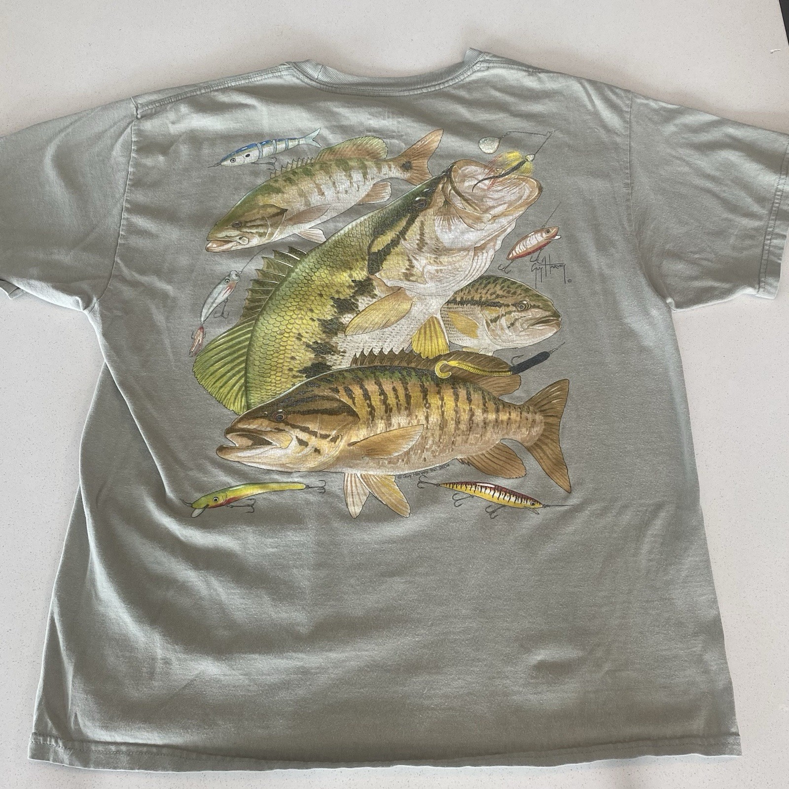 Guy Harvey Men's L Fishing Shirt with Bass Fish Graphic and Front Pocket