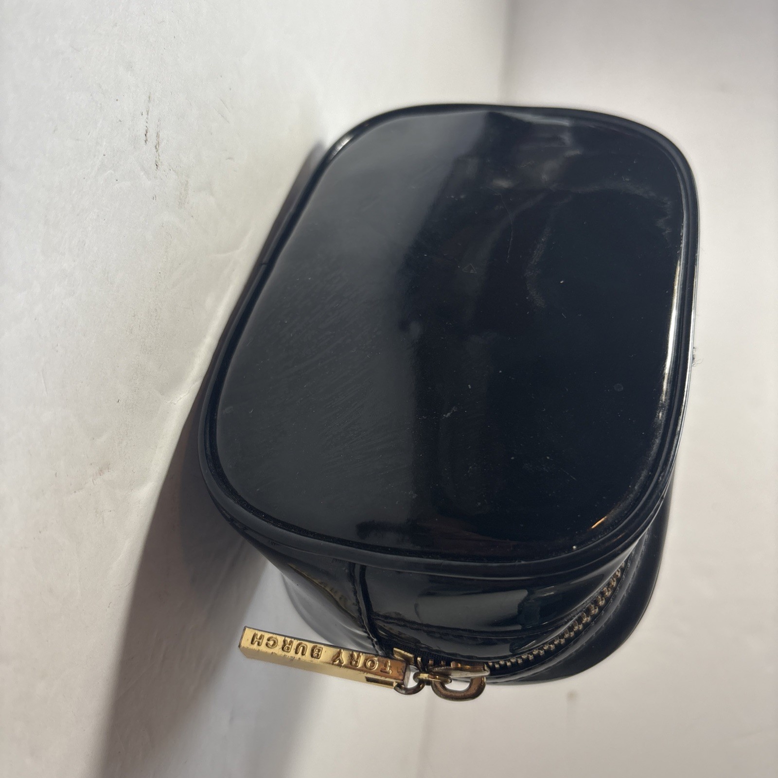 Tory Burch Black Logo Patent Leather Cosmetic Jewelry Case Makeup  Bag thumbnail 5