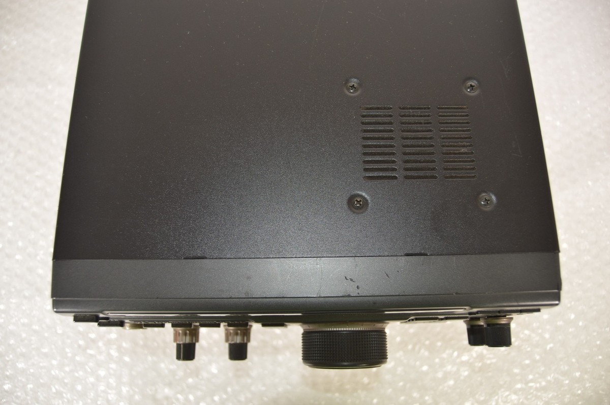 八重洲無線 FT-840 100W Yaesu FT-840 100W HF Transceiver Wideband