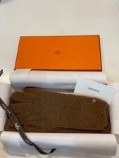 Herm s Diva Gloves  Arm Warmers Set Cashmere Silk Camel Color New Unused 7316AK