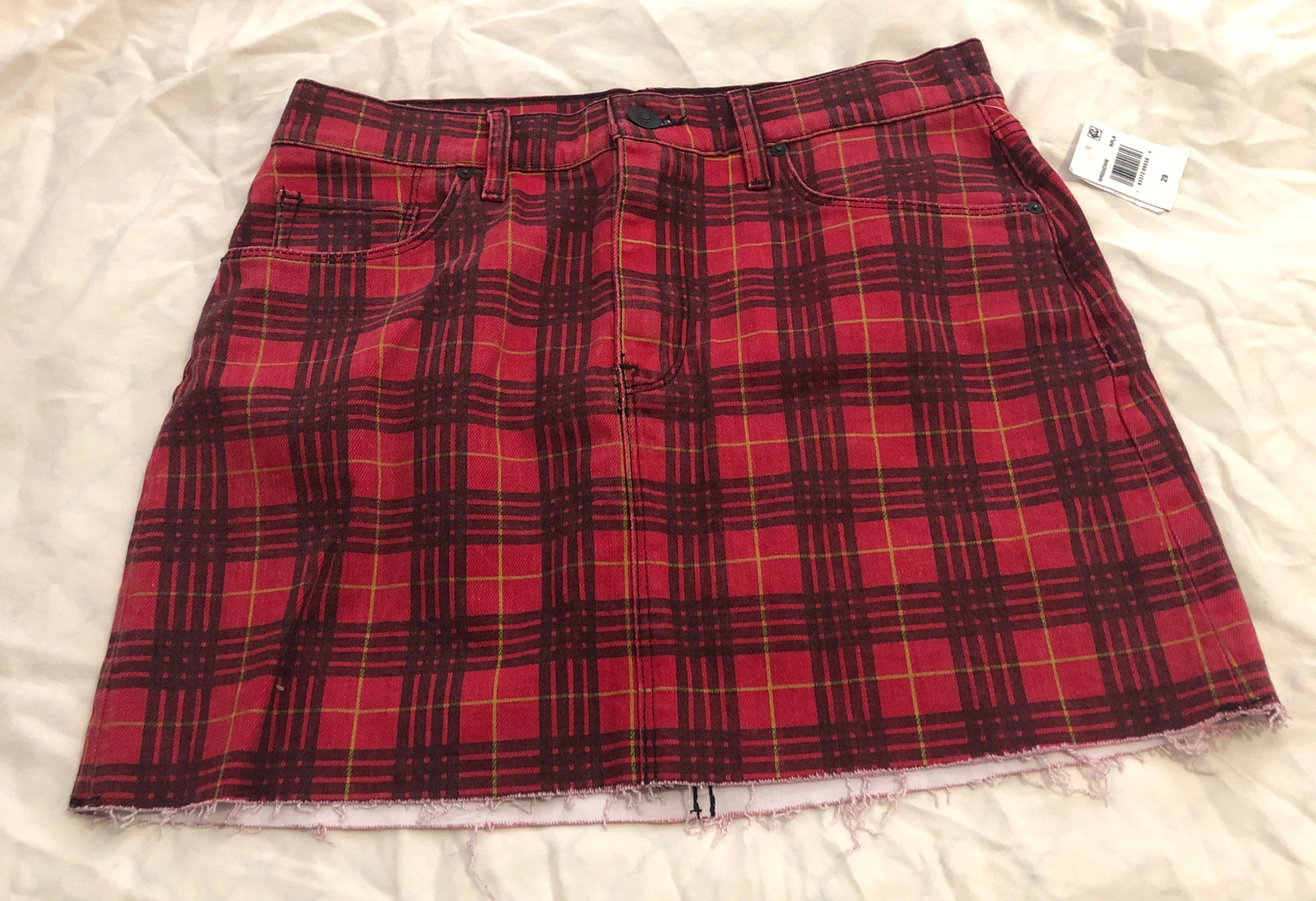 Hudson Viper Red Plaid Skirt Size 29 521