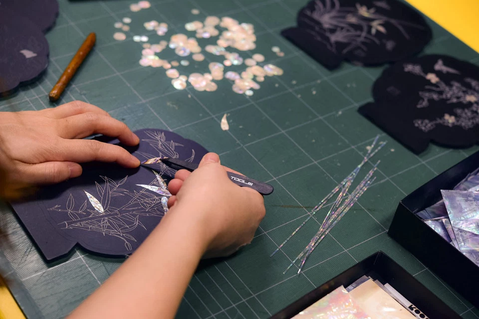 Design LED Handgemachte Bambus Perlmutt Nachttischtlampe Korea Asien Neu Luxus - Bild 3 von 4