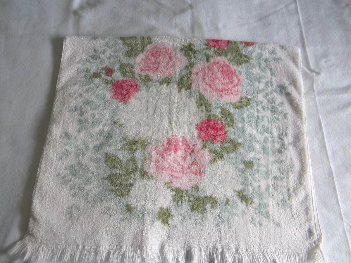 Fieldcrest Bath Towel Pink Blue Floral Roses 100% Cotton USA Royal Velvet  VGC!