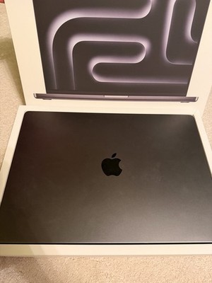 16-inch MacBook Pro M4 Max   64GB RAM   1TB SSD   Original Box