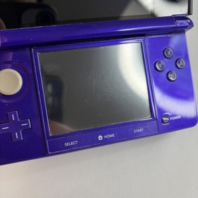 Nintendo 3DS Handheld Video Game Console Purple CTR-001 (USA) W Charger