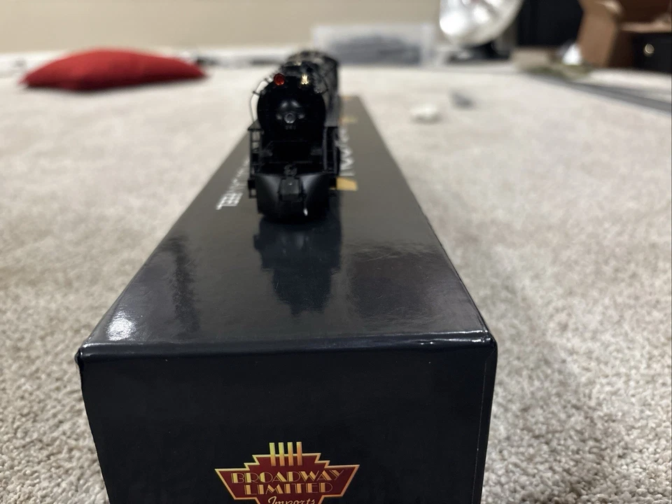 Ho Scale Broadway Limited Milwaukee Road 4-8-4 S3 261 DCC Sound (read Disc) - Image 2 of 4