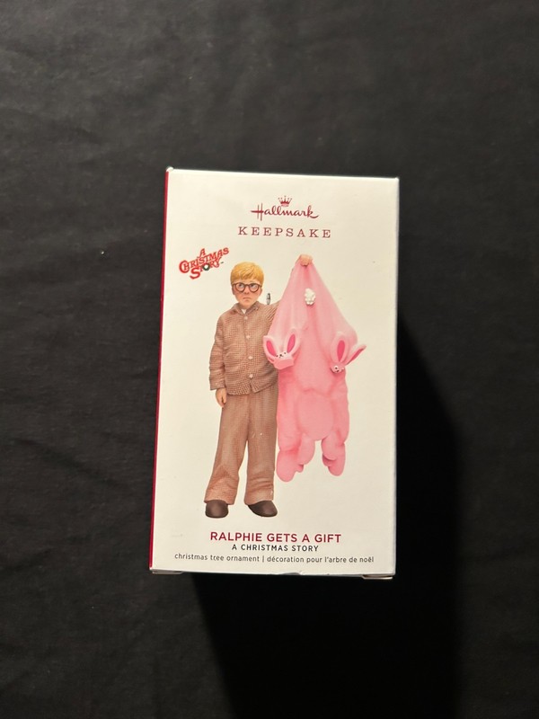  Hallmark  2019 Ornament Ralphie Gets A Gift A Christmas Story Pink Bunny - Mint