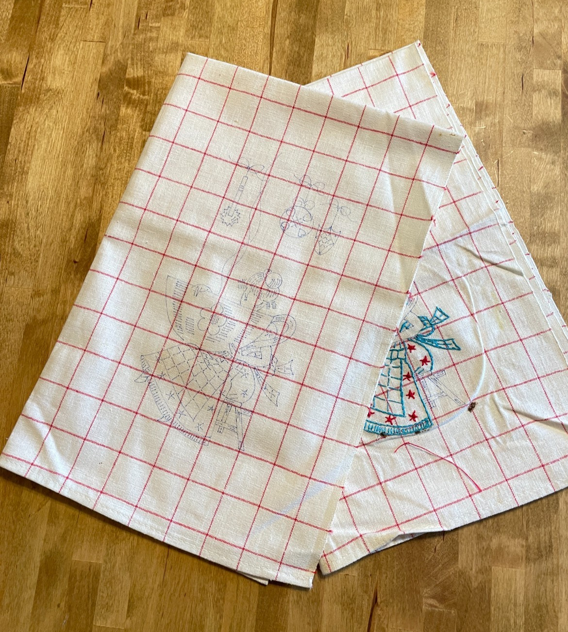 S Ready For Embroidery Red & White Check
