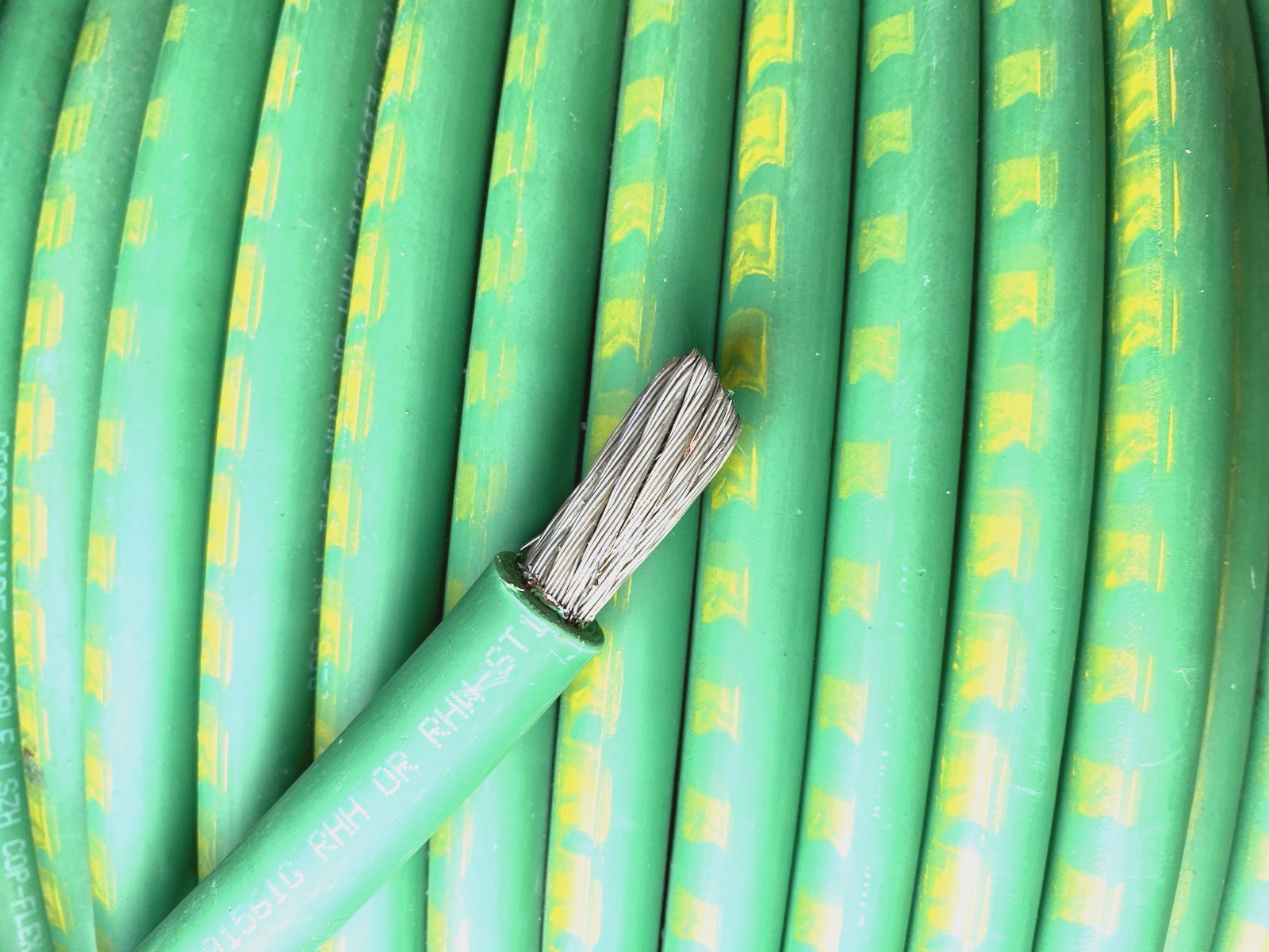 100’ Ft. 1/0 AWG Tinned Copper Wire 0 Gauge Stranded LSZH Cable Green 1000V USA