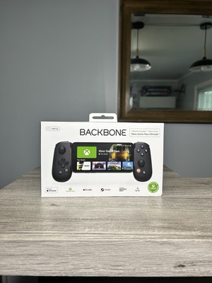 BACKBONE One Mobile Gaming Controller For iPhone Lightning Connectivity Black