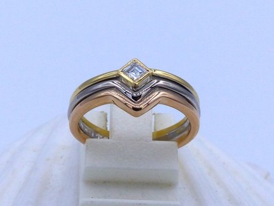 Feiner Diamantring  Wempe  0,13ct. in 750 Gelb-,Rot-,Weißgold; RG:53