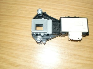 Bauknecht WA Plus 634A+++ Waschmaschinen Ersatzteil Türverriegelung