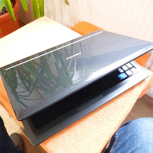 Medion P8610 XXL Kino 18 Zoll l BLURAY I SSD Windows 11 l 8GB RAM HDMI GeForce - Bild 8 von 15