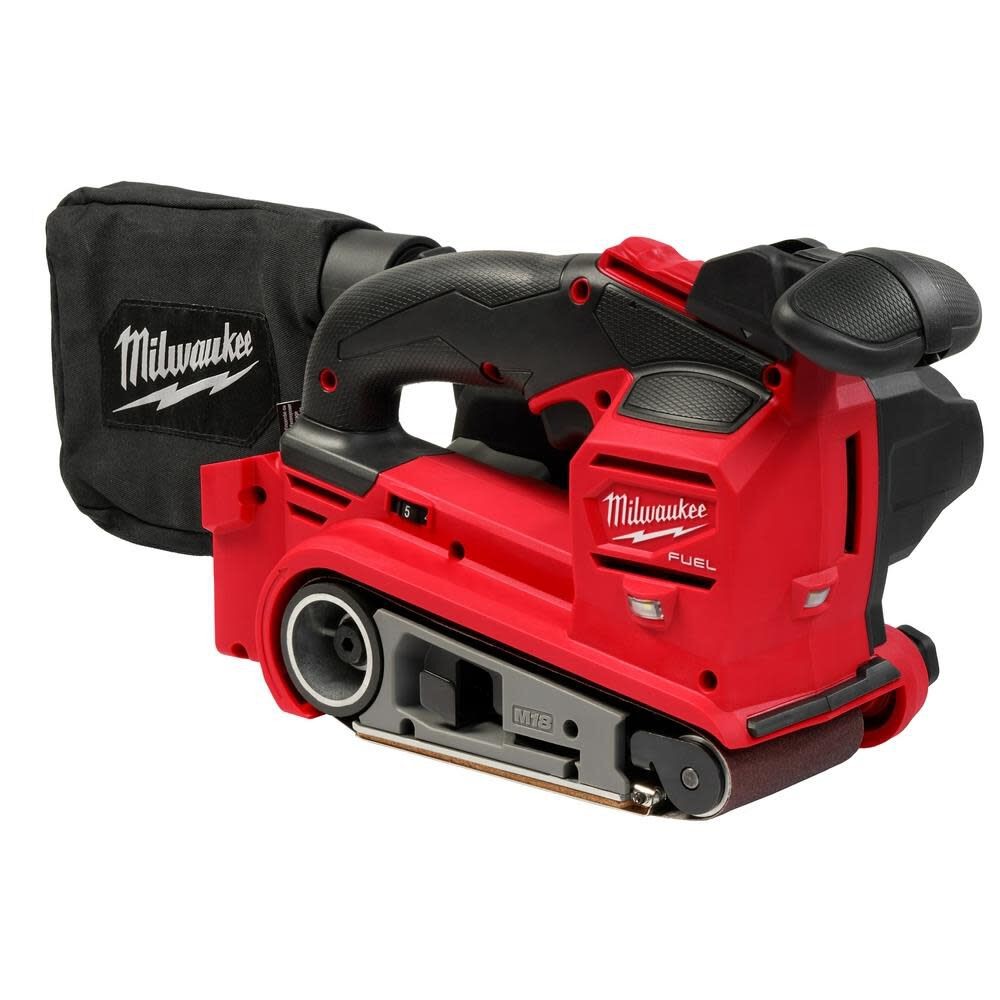 Ленточно-шлифовальный станок Milwaukee M18 Fuel 3x18 дюймов простой инструмент 49290₽