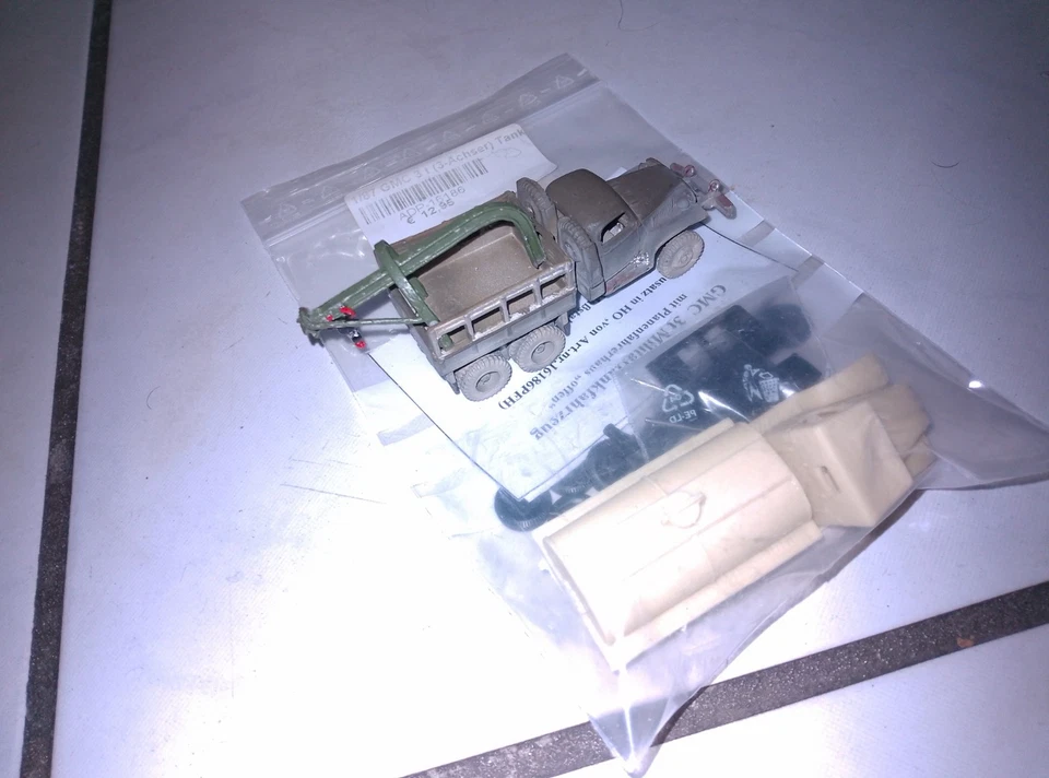 Trident/ADP GMC 2,5 t Trucks Wrecker/Tank  z.T. gebaut - Bild 2 von 2