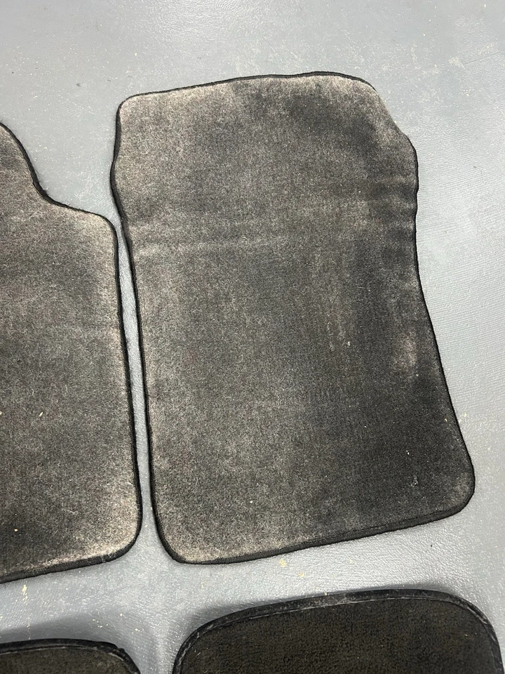 Tapetes de fábrica Alfa Romeo MILANO  Foto 4 de 4