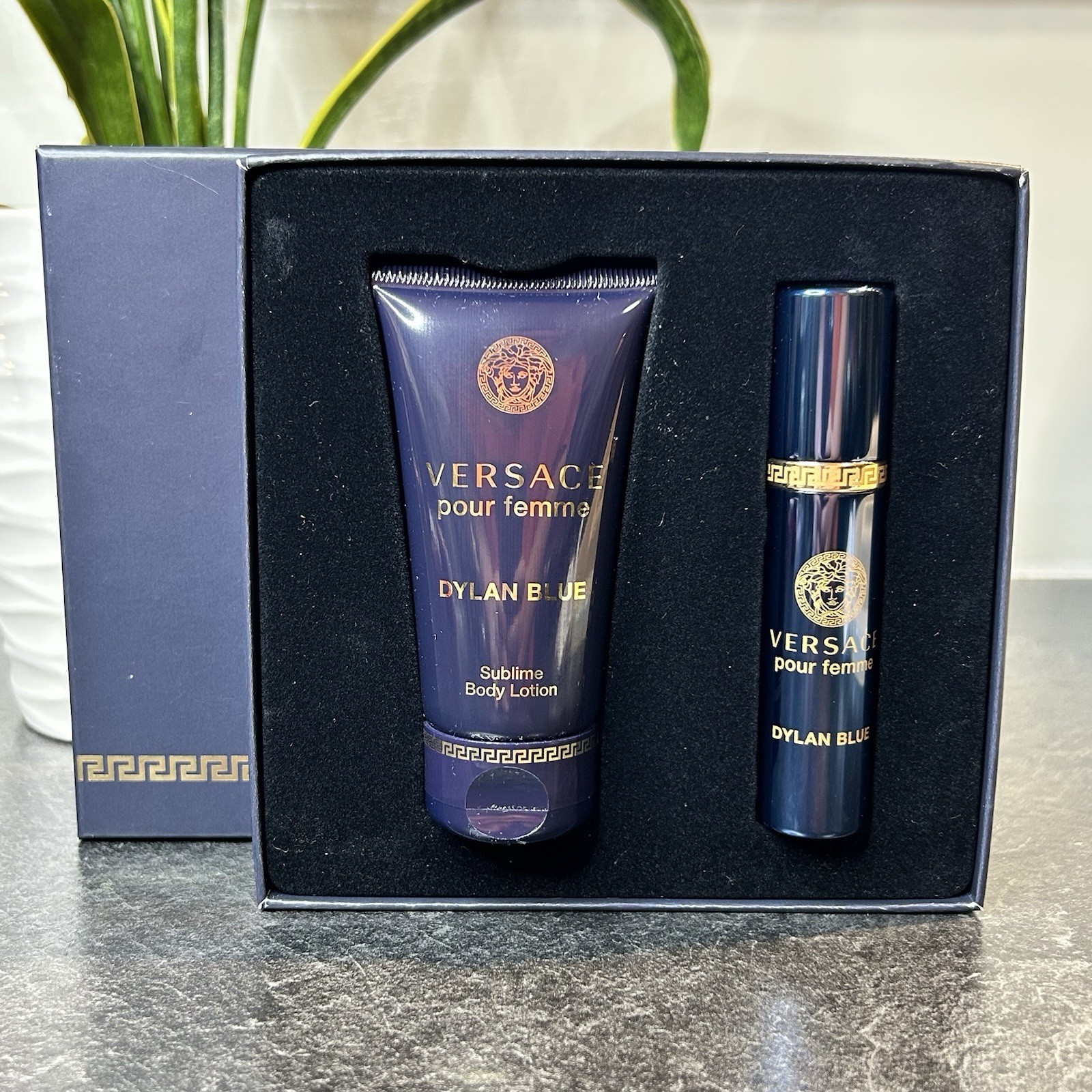 NEW Versace Dylan Blue Pour Femme 2 Pc Gift Set .3 oz EDP Spray & 1.7oz Lotion