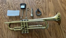 Vtg King Cleveland 600 Trumpet w/Mouth Piece....