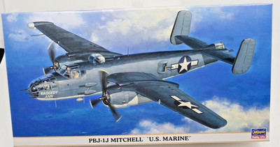 Hasegawa #00866 1/72 PBJ-1J Mitchell U.S. Marine Raggedy Ann B-25 Kit SEALED
