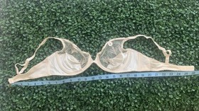 Stunning vintage French designer Aubade reeds & ribbon pattern underwire bra