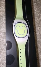 NEW Disney Magic Band Plus + Tinker Bell Tink Green Unlinked Cable Included
