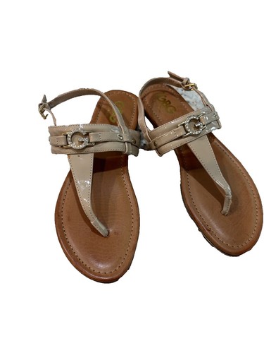 Original Guess Sandals - Style and Comfort in Olive Green Guess Olive Green Sandals Guess Olive Green Sandals main image 3