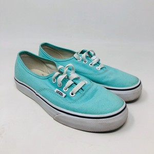 van blue shoes