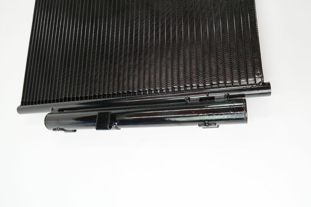 Maserati Ghibli Quattroporte Levante air conditioning condenser #1107
