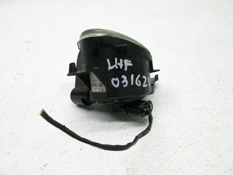 07-10 BMW X5 E70 FRONT DRIVER LEFT SIDE FOG LIGHT LAMP OEM 031621 - Изображение 2 из 4