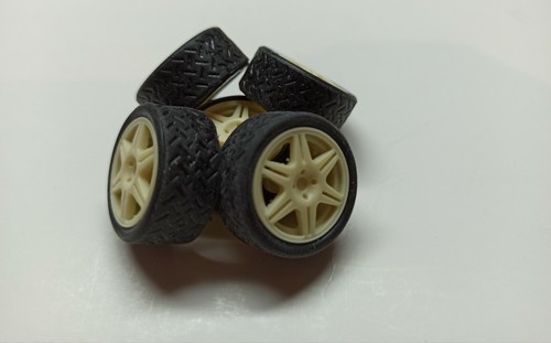 Cerchi wheels Renault Megane + pneumatici scala 1/24 Transkit Rally Tuning - 第 1/2 張圖片