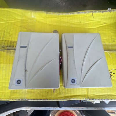 UTC Fire & Security Card Access Transition Reader T-520 SW  (430210003) Lot Of 2