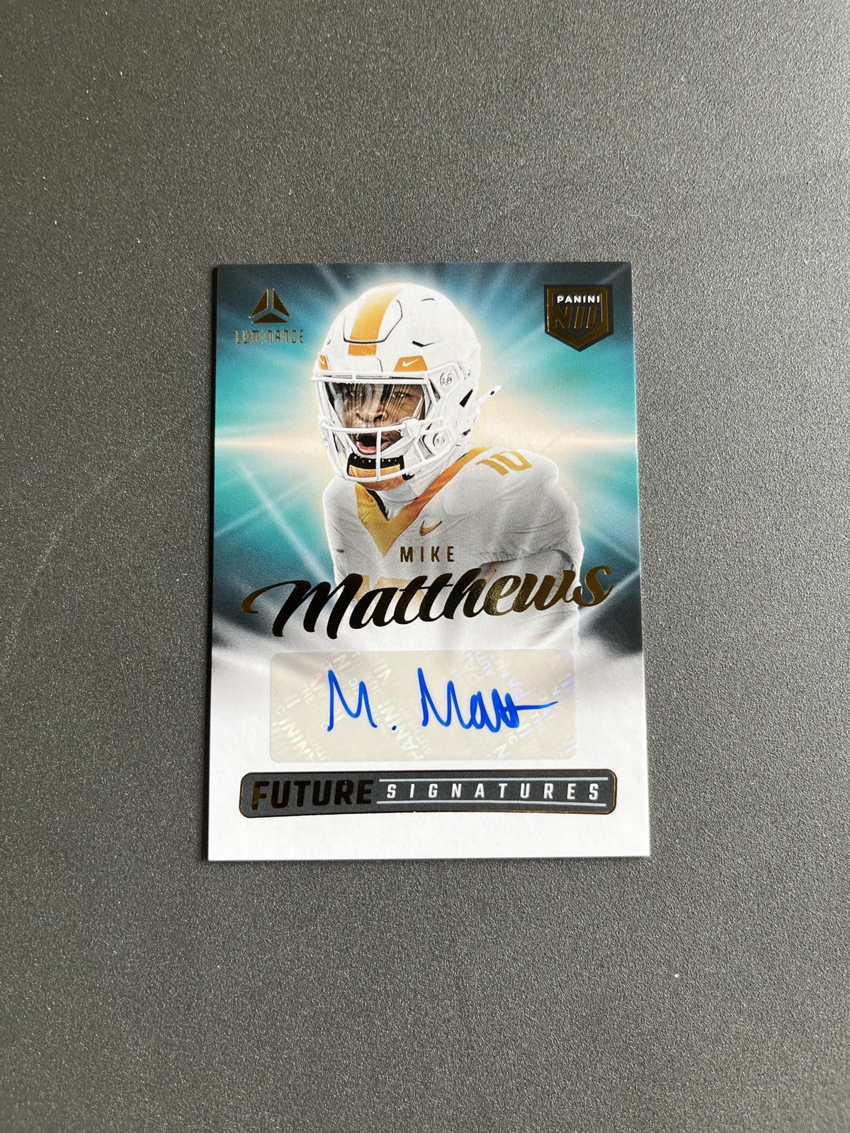 2025 PANINI LUMINANCE FOOTBALL MIKE MATTHEWS FUTURE SIGNATURES AUTO