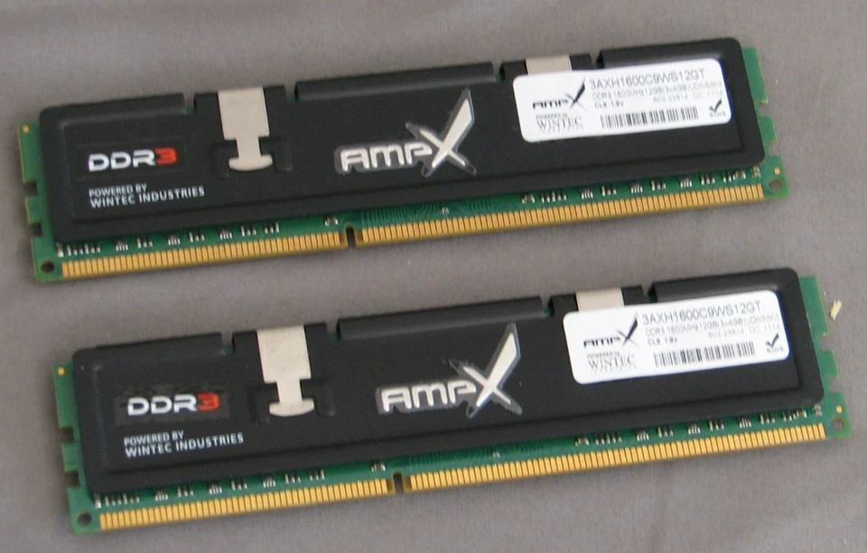 ADATA 3AXH1600C9WS12G – 16GB (4x4GB) DDR3 1600MHz Desktop Memory Kit - Image 3 of 4