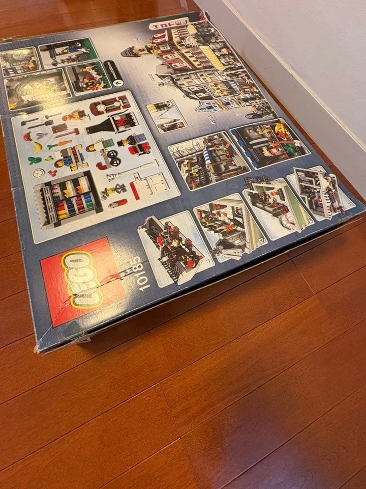 LEGO Creator Expert Modular Buildings Green Grocer 10185 In 2008 New Retired - Image 2 of 4