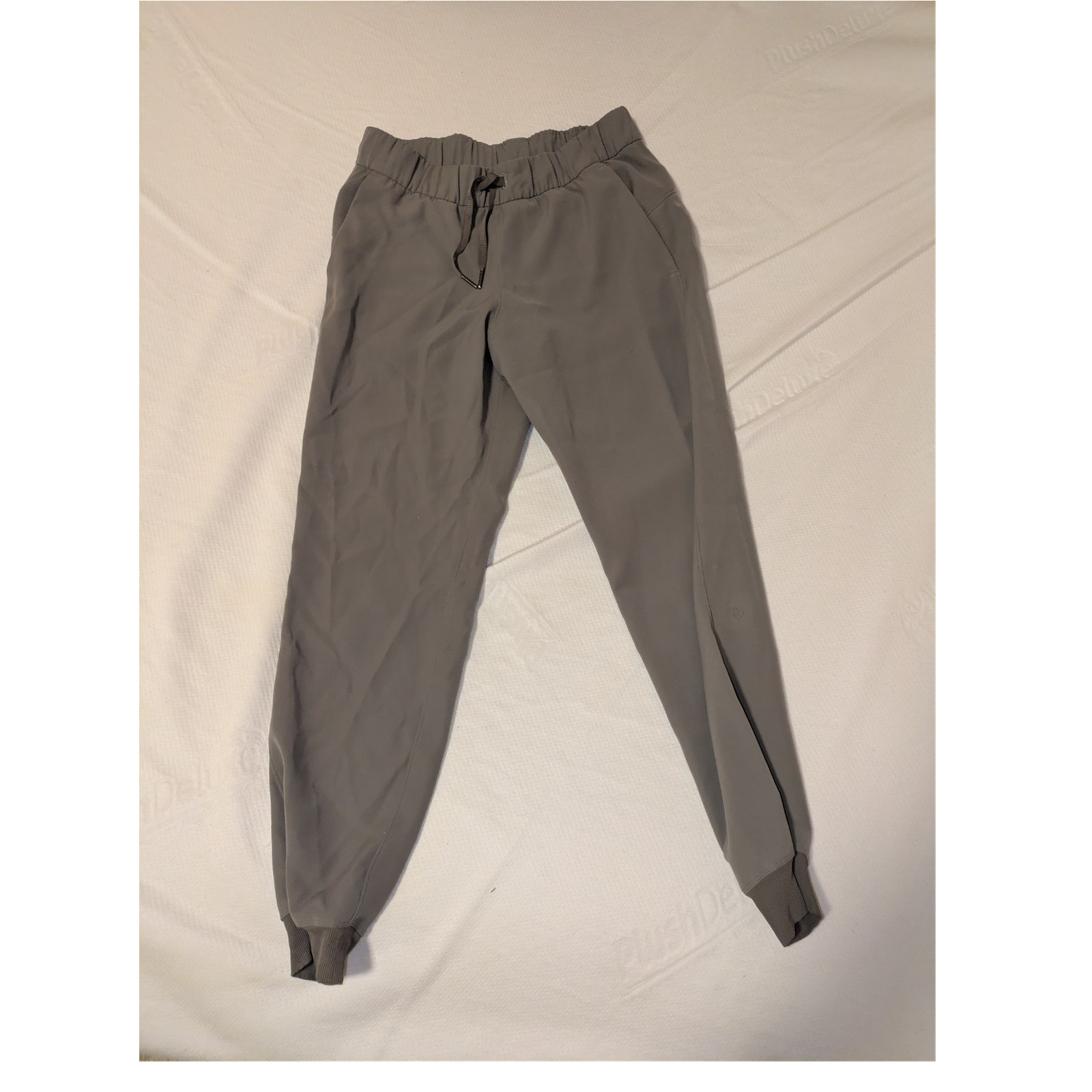 lululemon Gray Jogger Pants Women's Size 6 Drawstring Waist Stretch Activewear