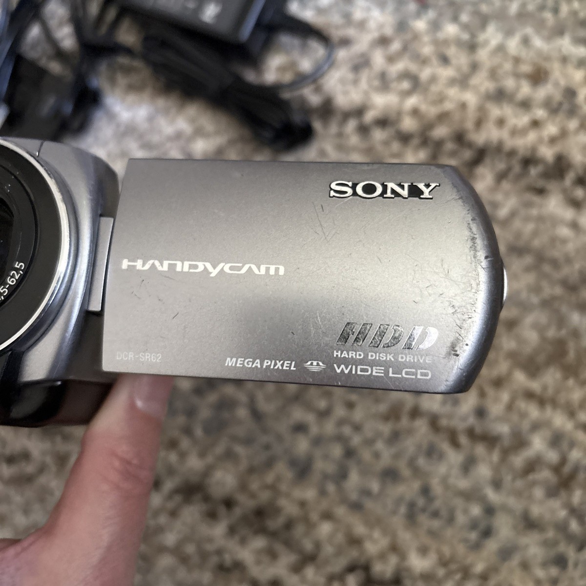 Sony Handycam DCR-SR62 (30 GB) Flash Media, Hard Drive Camcorder
